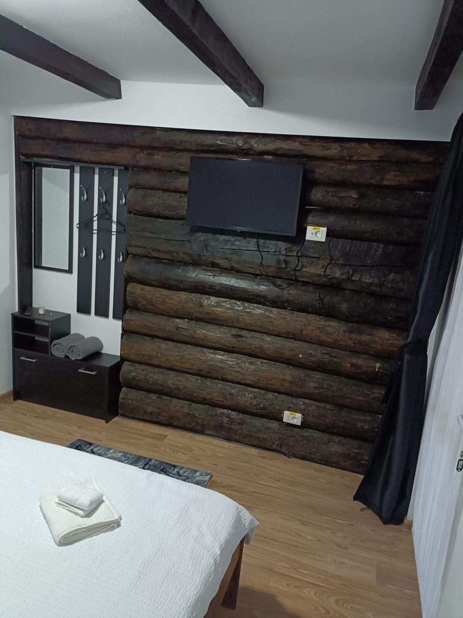 Casa Valentina Hotel Viseu de Sus Luaran gambar